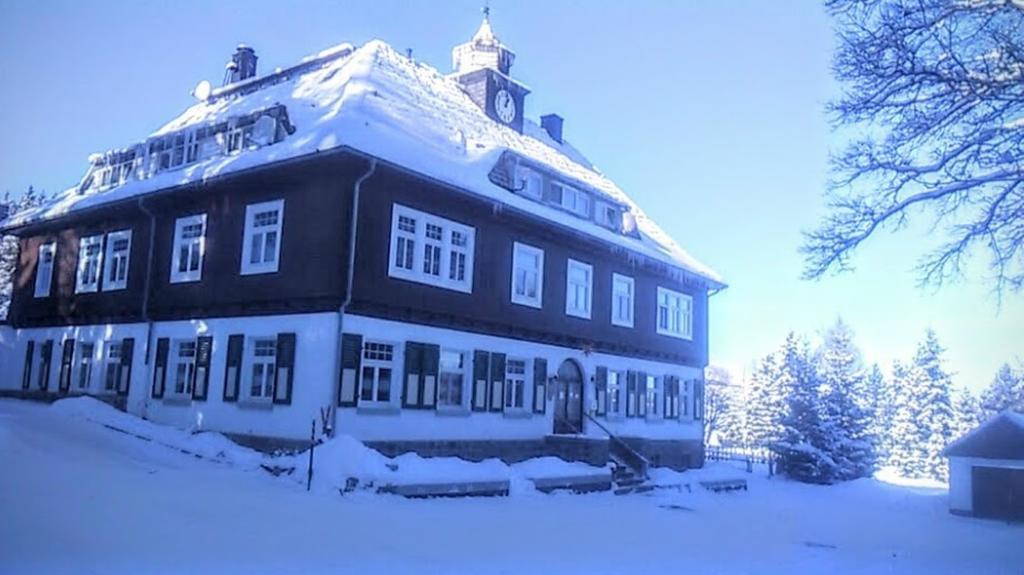 Hôtel Erzgebirgshof Bethlehemstift à Neudorf-Bornstein Extérieur photo